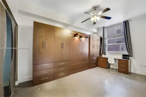 234 NE 3rd Street Miami FL 33132