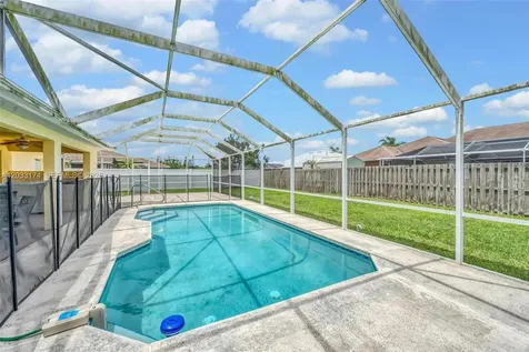 5767 NW Cahaba Street Port St. Lucie FL 34986