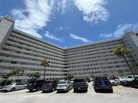 1401 NE Miami Gardens Drive Miami FL 33179