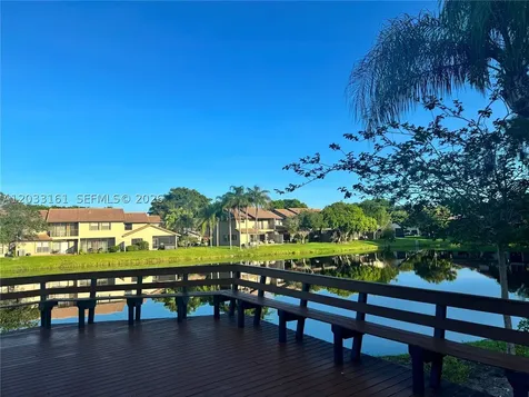 9023 Vineyard Lake Drive Plantation FL 33324