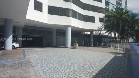 335 S Biscayne Boulevard Miami FL 33131