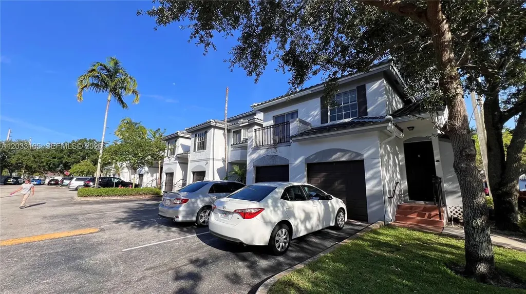 781 SW 148 Avenue Sunrise FL 33325