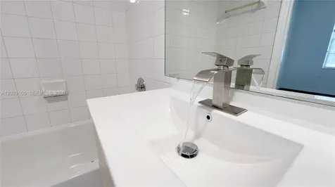 781 SW 148 Avenue Sunrise FL 33325