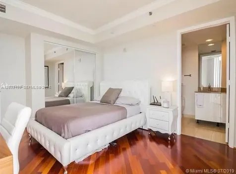 17201 Collins Avenue Sunny Isles Beach FL 33160