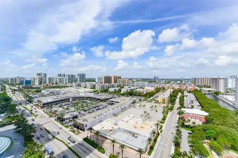 17201 Collins Avenue Sunny Isles Beach FL 33160