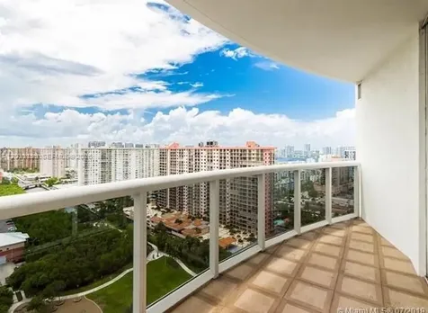17201 Collins Avenue Sunny Isles Beach FL 33160