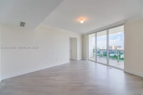 17201 Collins Avenue Sunny Isles Beach FL 33160