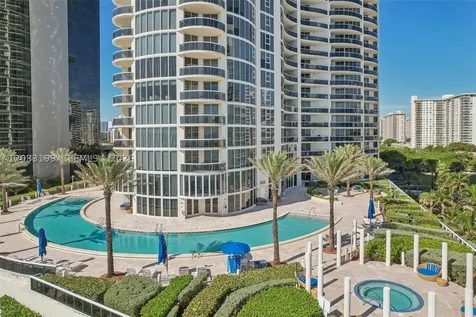 17201 Collins Avenue Sunny Isles Beach FL 33160