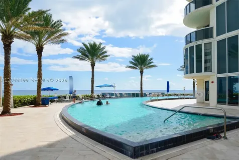17201 Collins Avenue Sunny Isles Beach FL 33160