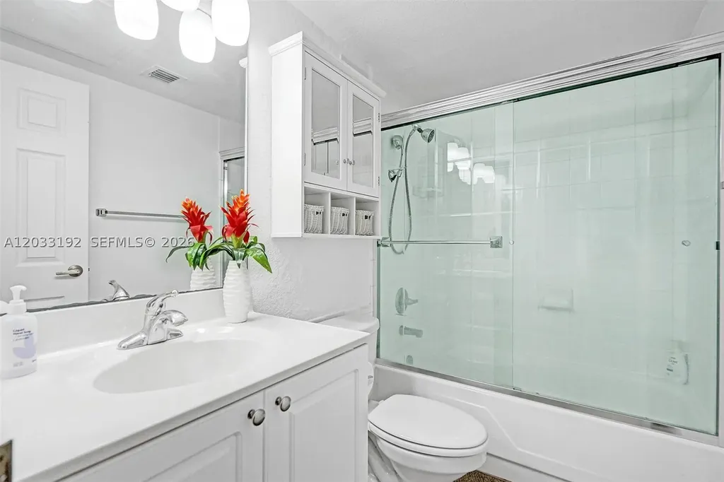 2501 S Ocean Drive Hollywood FL 33019
