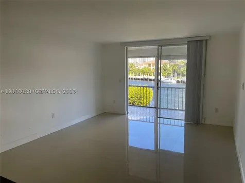 3030 Marcos Drive Aventura FL 33160