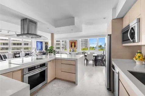 200 Ocean Lane Drive Key Biscayne FL 33149