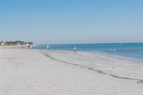 200 Ocean Lane Drive Key Biscayne FL 33149