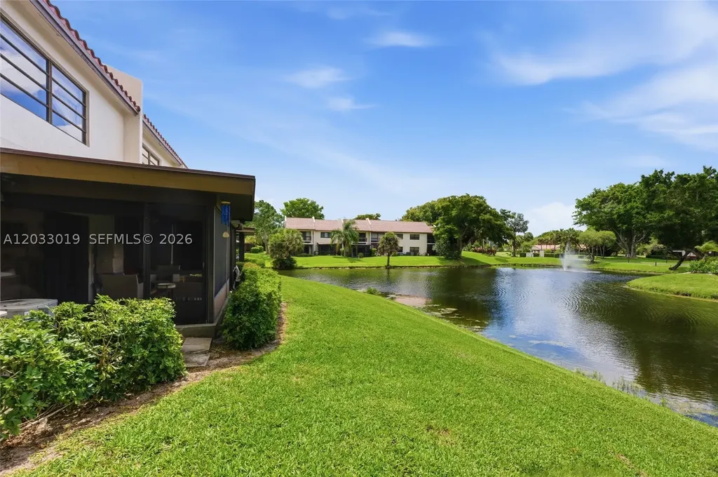 21160 Juego Circle Boca Raton FL 33433