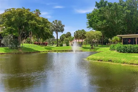 21160 Juego Circle Boca Raton FL 33433