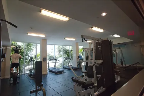 601 NE 23rd Street Miami FL 33137