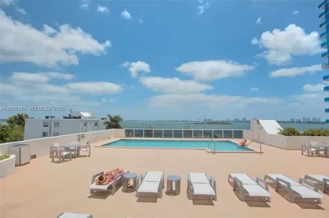 601 NE 23rd Street Miami FL 33137