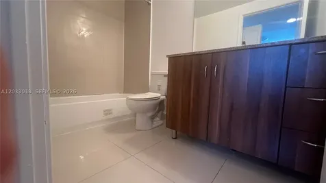 601 NE 23rd Street Miami FL 33137