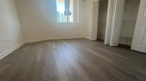 601 NE 23rd Street Miami FL 33137