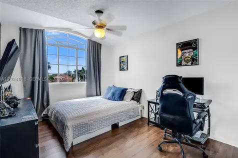 18172 SW 3rd Street Pembroke Pines FL 33029