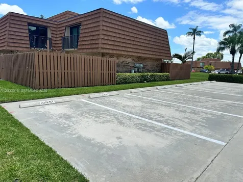 2601 Garden Court Cooper City FL 33026