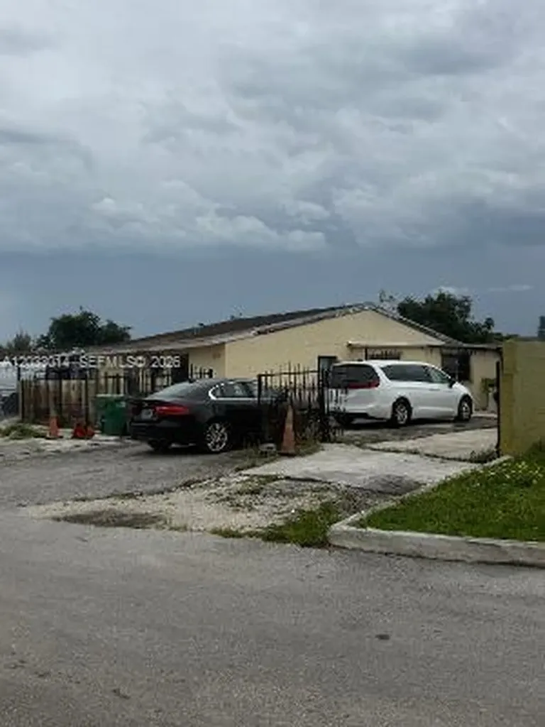 21407 NW 39th Avenue Miami Gardens FL 33055