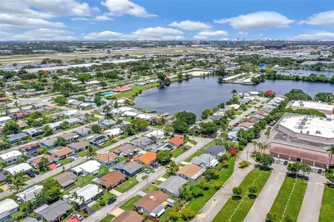 2708 NW 51st Place Tamarac FL 33309