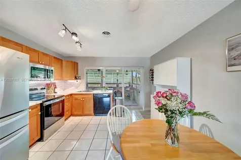 2708 NW 51st Place Tamarac FL 33309