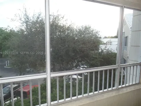 2871 N Oakland Forest Drive Oakland Park FL 33309