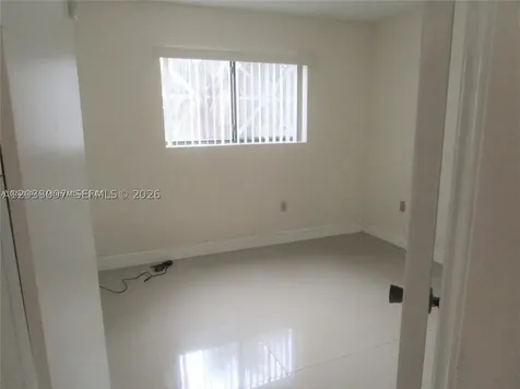 9491 S Palm Circle S Pembroke Pines FL 33025