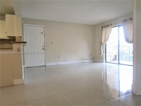 9491 S Palm Circle S Pembroke Pines FL 33025