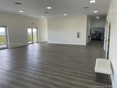 816 NW 11th Street Miami FL 33136