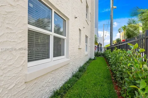 403 SW 12th Avenue Miami FL 33130