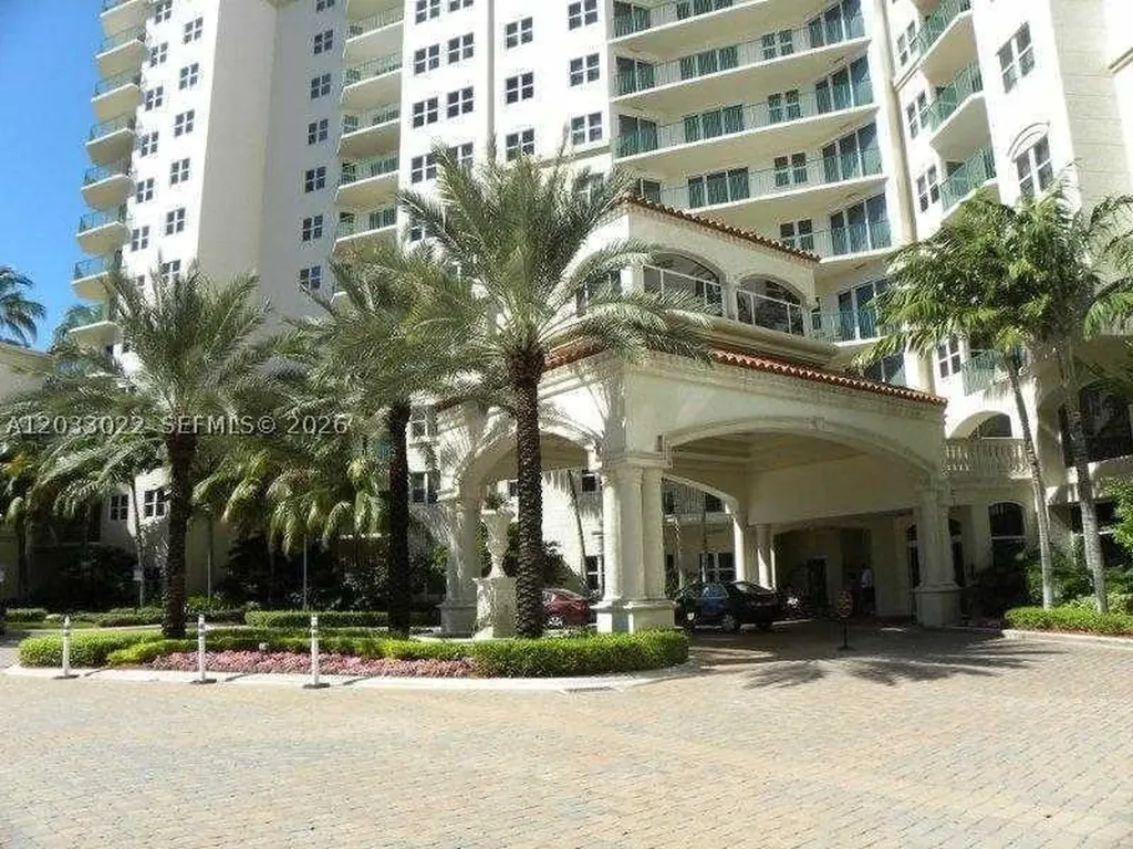19900 E Country Club Drive Aventura FL 33180