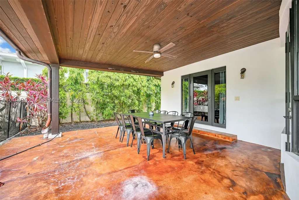 2311 Delmar Place Fort Lauderdale FL 33301