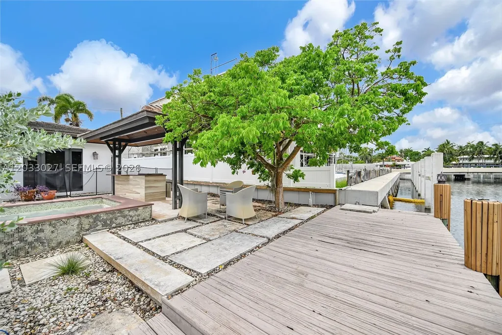 2311 Delmar Place Fort Lauderdale FL 33301