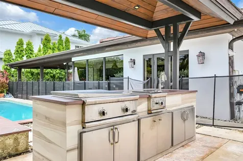 2311 Delmar Place Fort Lauderdale FL 33301