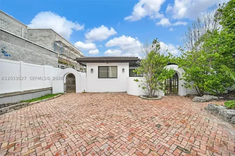 2311 Delmar Place Fort Lauderdale FL 33301