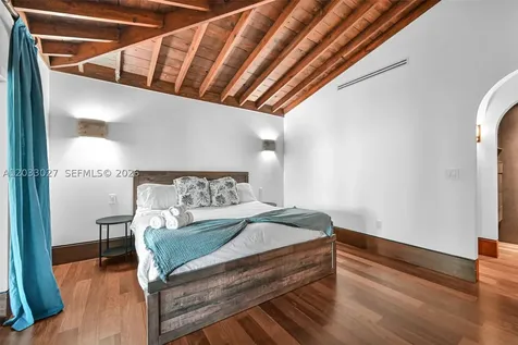 2311 Delmar Place Fort Lauderdale FL 33301