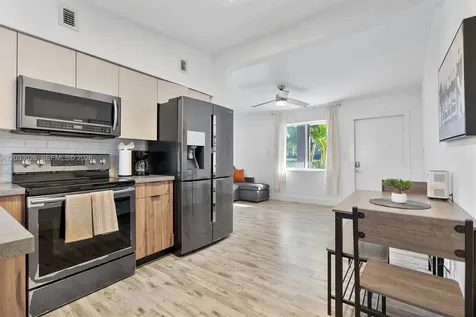 4284 NW 1st Avenue Miami FL 33127