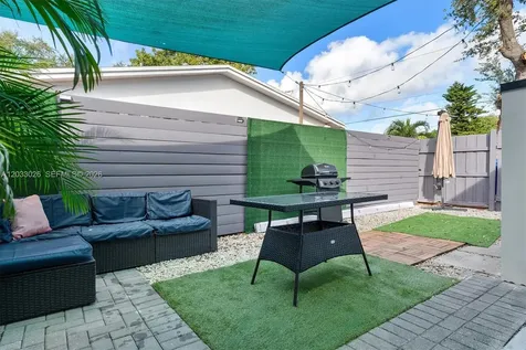 4284 NW 1st Avenue Miami FL 33127
