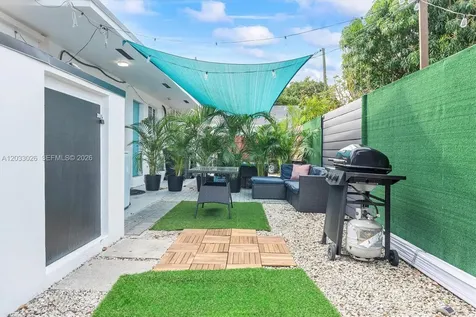 4284 NW 1st Avenue Miami FL 33127
