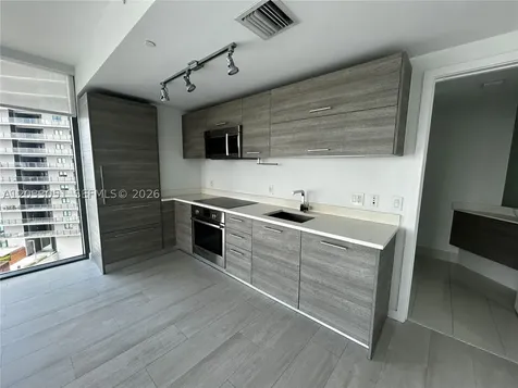 650 NE 32nd Street Miami FL 33137