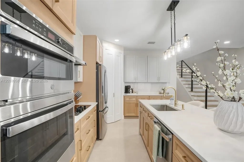 701 SW 17th Street Fort Lauderdale FL 33315