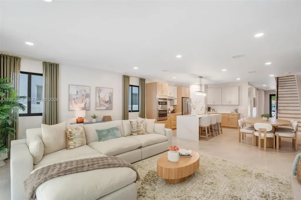 701 SW 17th Street Fort Lauderdale FL 33315