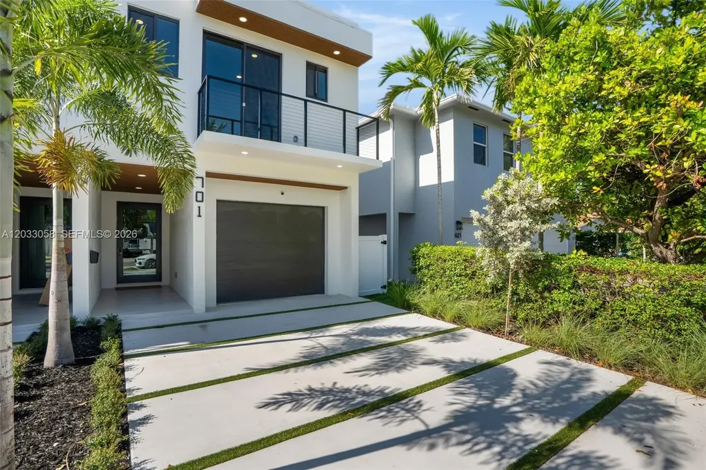701 SW 17th Street Fort Lauderdale FL 33315