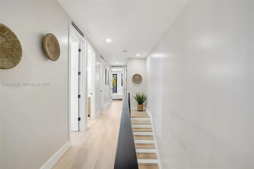 701 SW 17th Street Fort Lauderdale FL 33315