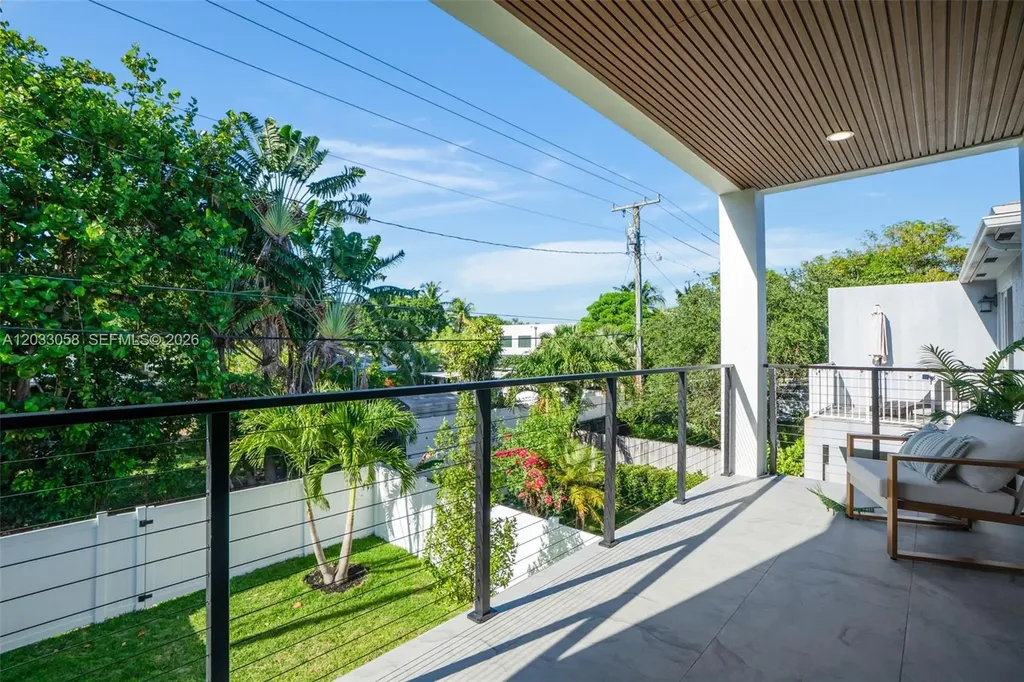 701 SW 17th Street Fort Lauderdale FL 33315