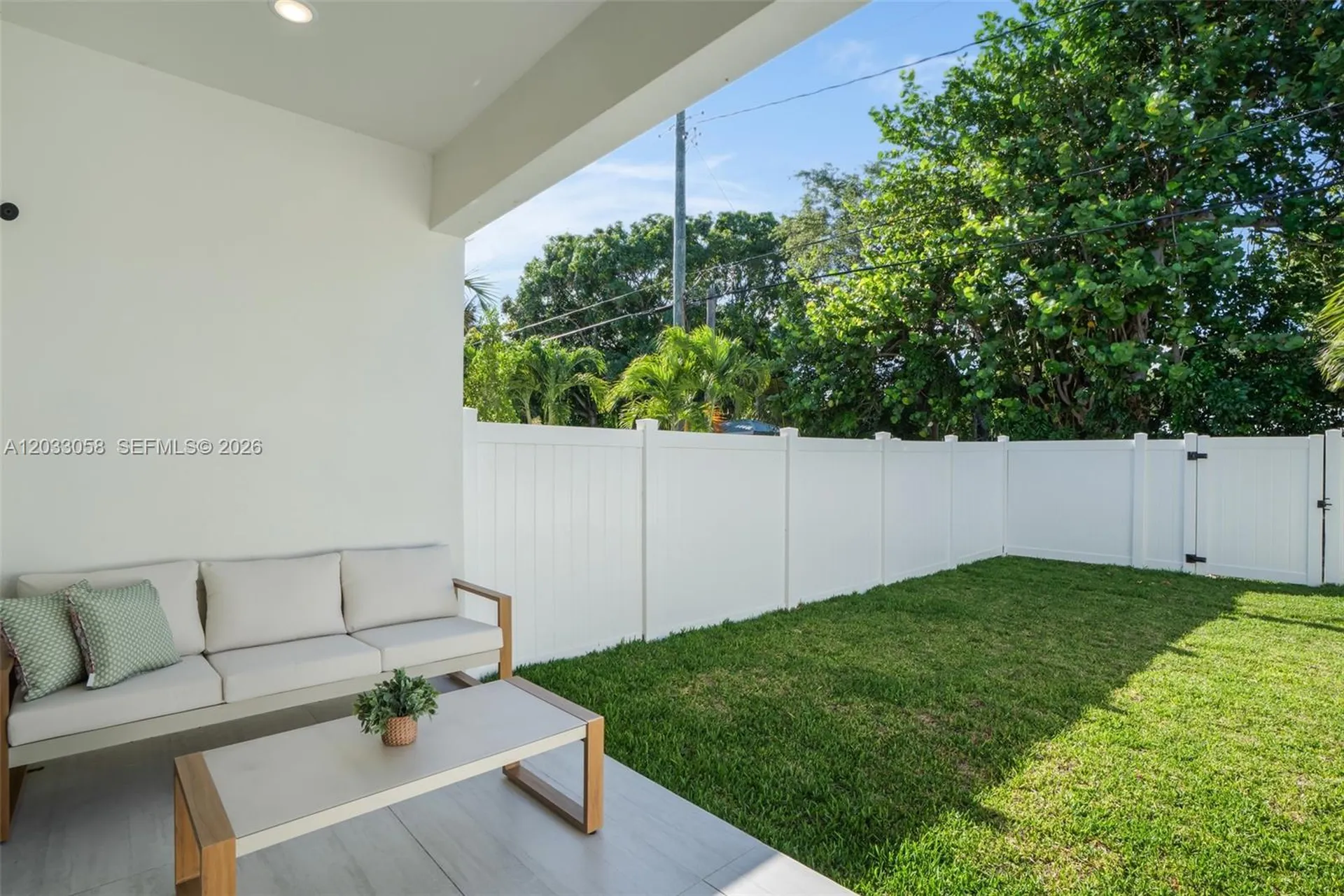 701 SW 17th Street Fort Lauderdale FL 33315