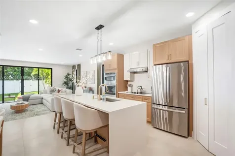 701 SW 17th Street Fort Lauderdale FL 33315